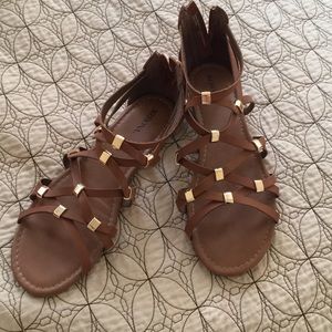 Brown strappy sandals